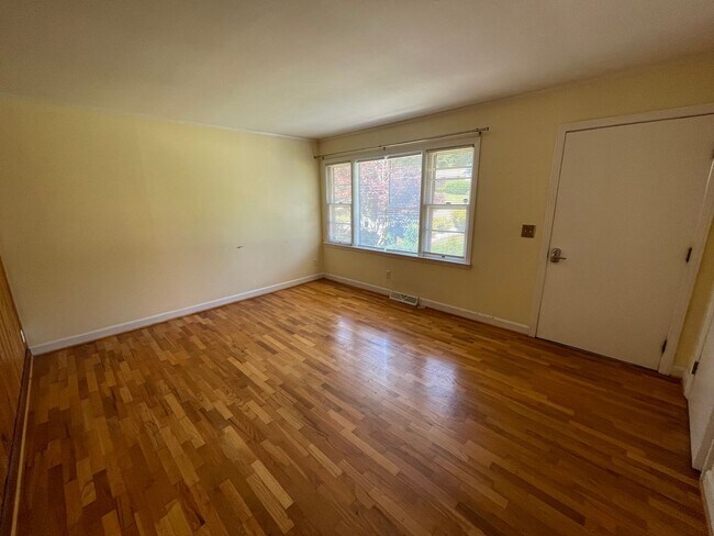 Foto del edificio - 51 Lyons Dr NW