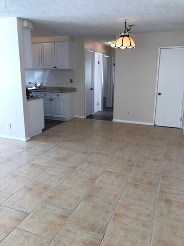 Primary Photo - 1177 Carlsbad Pl