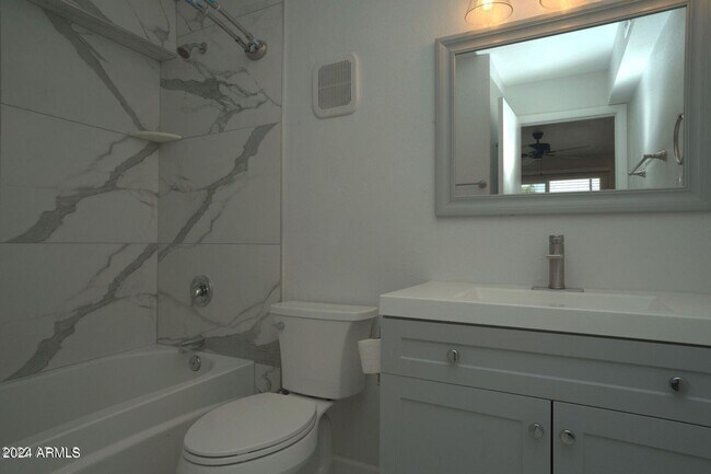 Foto del edificio - 4520 S Juniper St