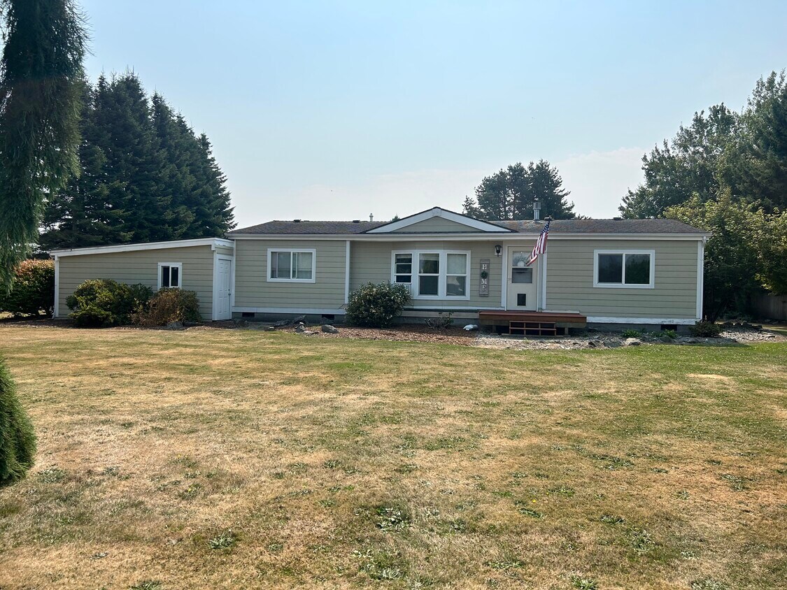 6671 E 24th Dr, Everson, WA 98247 House for Rent in Everson, WA