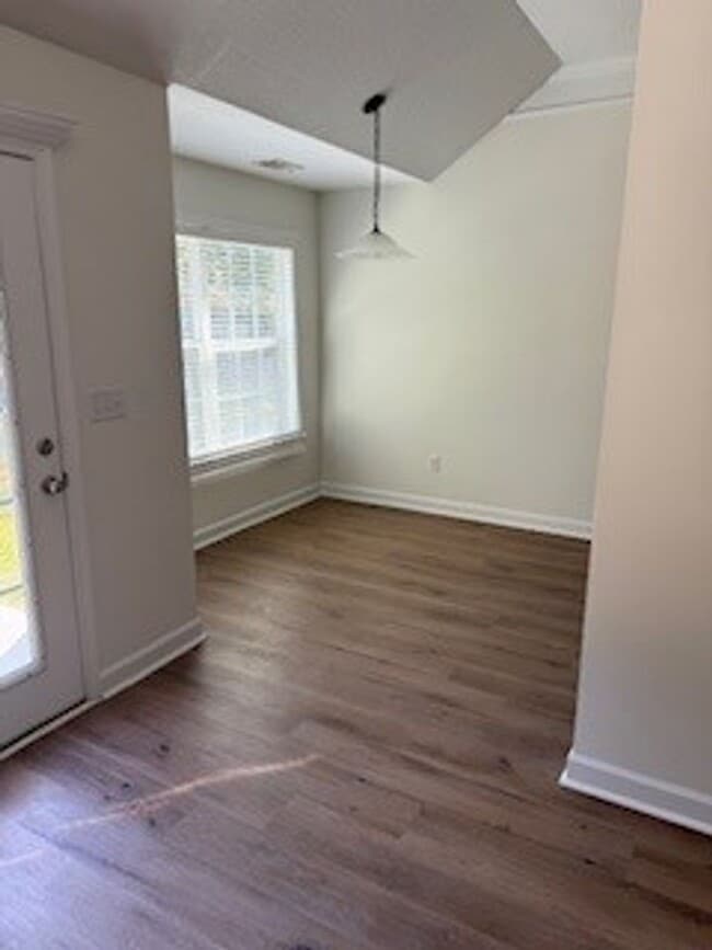 Building Photo - 534 Cobblestone Cir