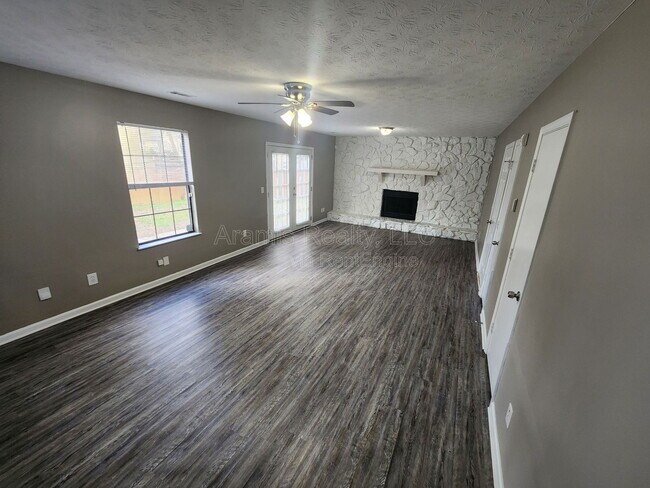 Foto del edificio - 2990 Carriage Trail