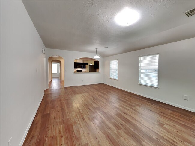 Foto del edificio - 15726 Regal Trace Ln