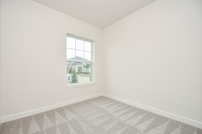 Building Photo - 146 Amaranth Wy