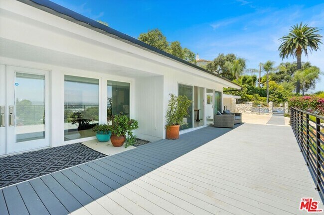 Foto del edificio - 14858 Round Valley Dr