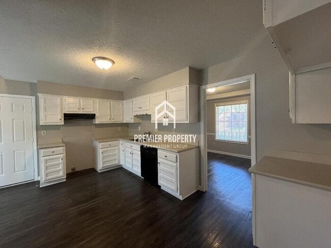 Building Photo - 1001 Grouse Meadow Dr