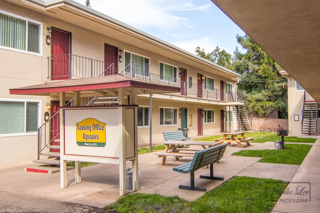 Entrance to Courtyard from Parking Lot - Bidwell's Mill Apartments