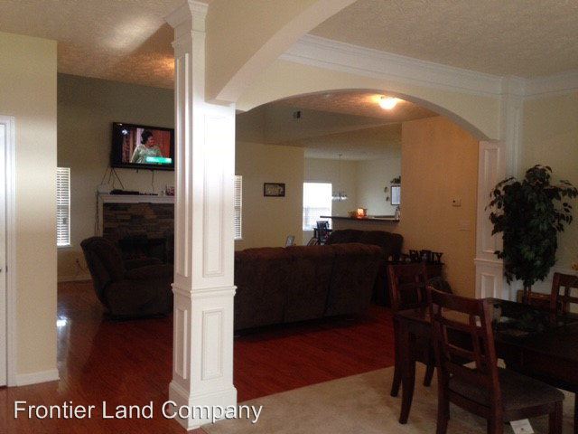 Building Photo - 15 Pawnee Trl