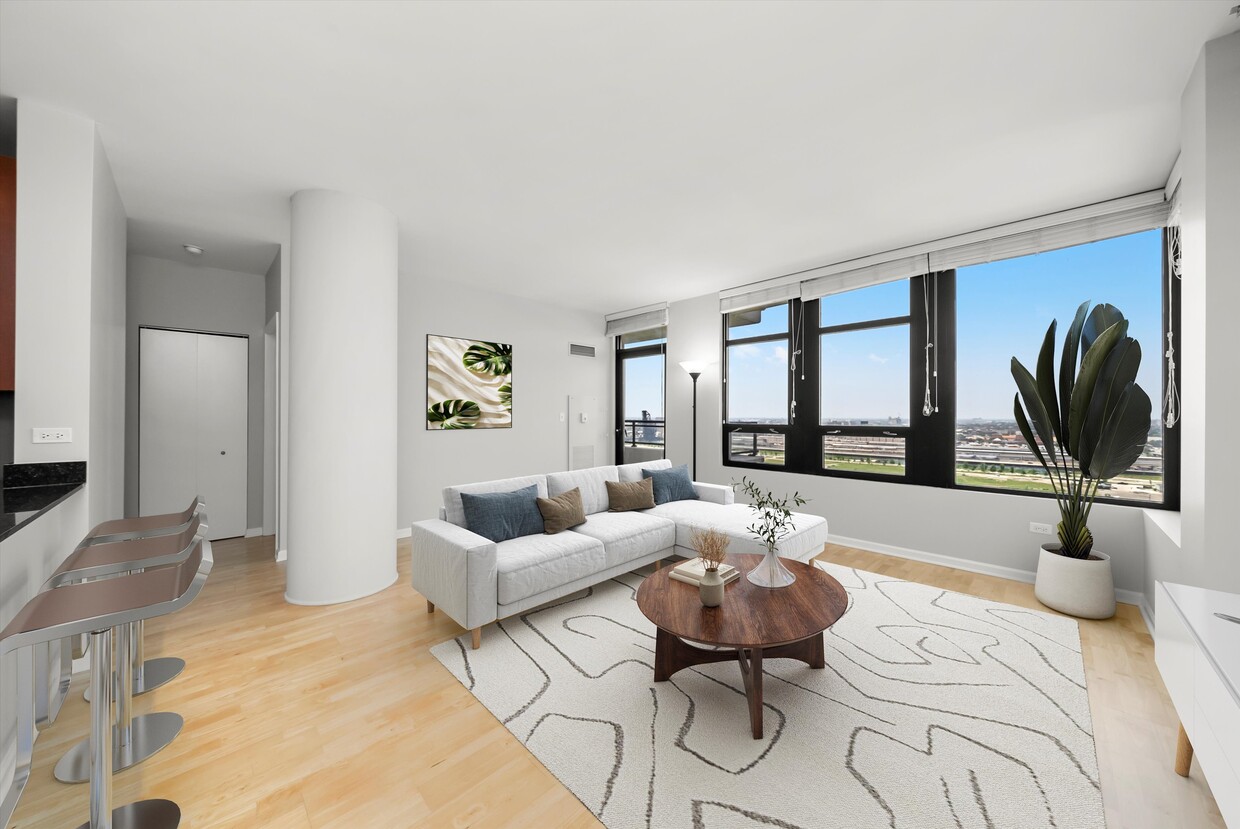 Foto principal - 1255 S State St