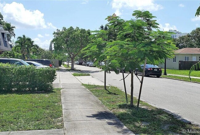 Foto del edificio - 1955 Taylor St