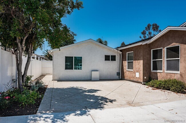 Building Photo - 7595 Saranac Ave