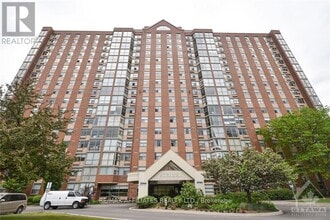 Building Photo - 2760-2760 Carousel Crescent