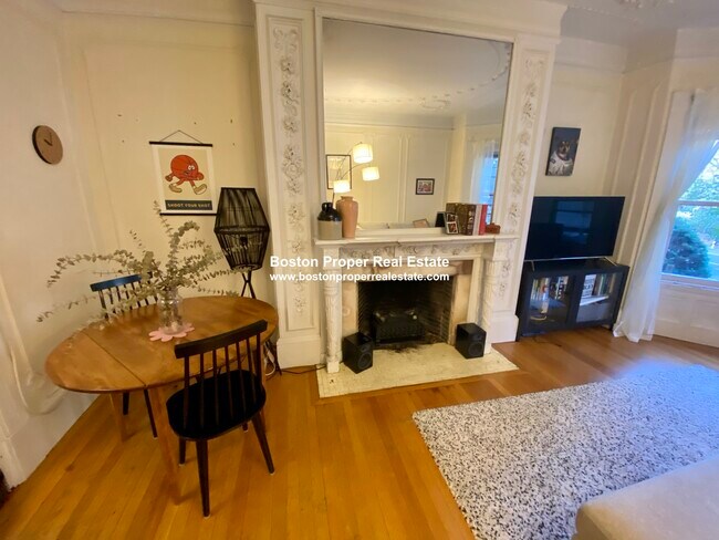 Foto del edificio - 477 Beacon St