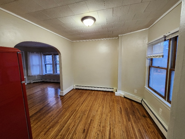 Foto del edificio - 123 McKinley Pkwy