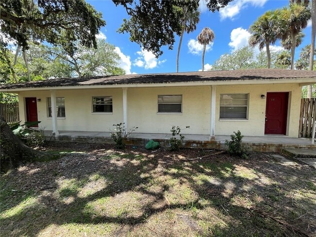 Building Photo - 7434 Chapel Ave