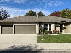 Building Photo - 8470 W Donnybrook Dr