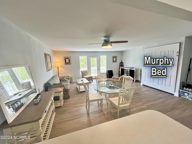 Building Photo - 214 Dock Side Dr