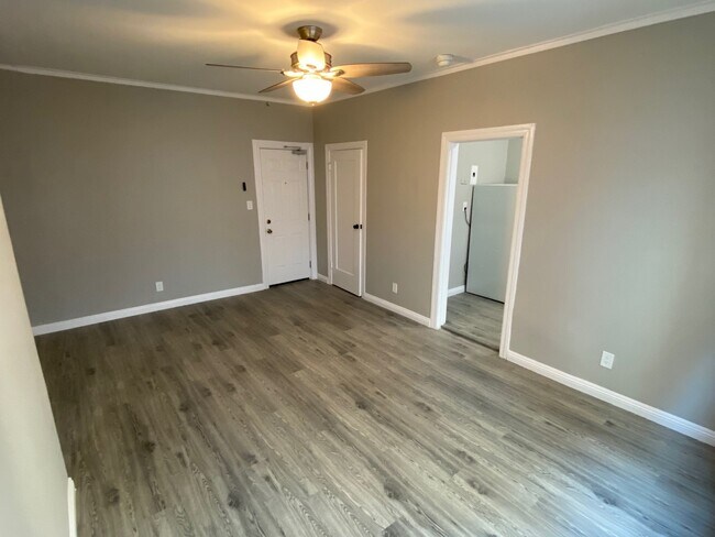 Building Photo - 438 Union Drive, Unit 306