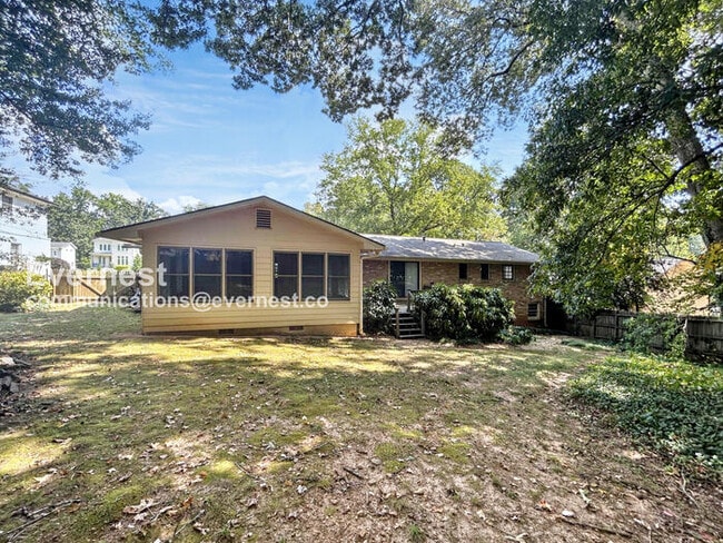 Building Photo - 1133 Wonder Ln