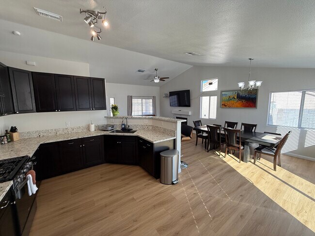 Kitchen - 693 W Pacific Ave
