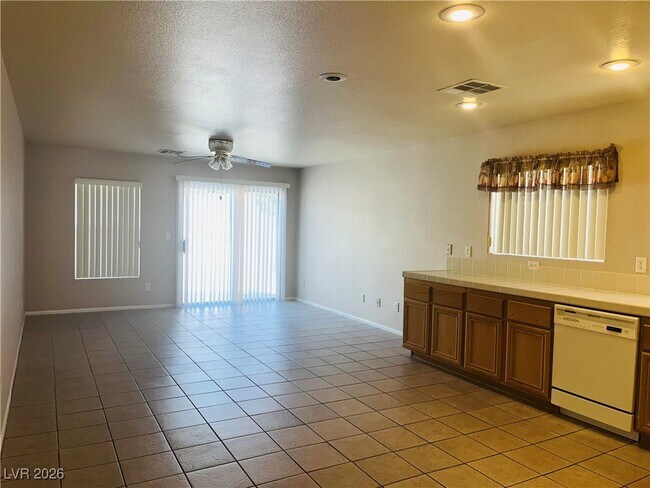 Building Photo - 10456 Wellington Manor Ave