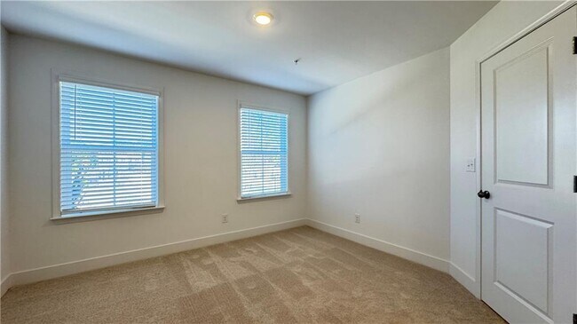 Foto del edificio - 100 Agnew Wy