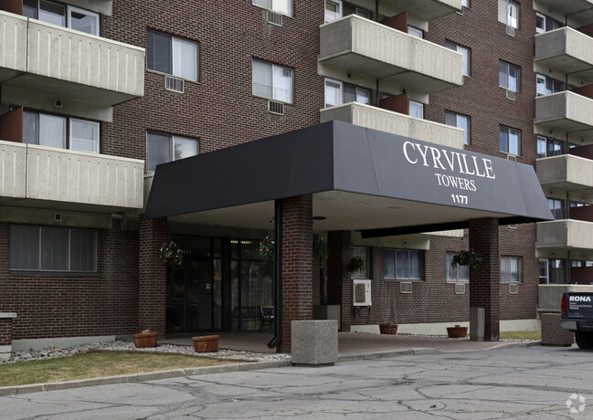 Photo du bâtiment - Cyrville Towers