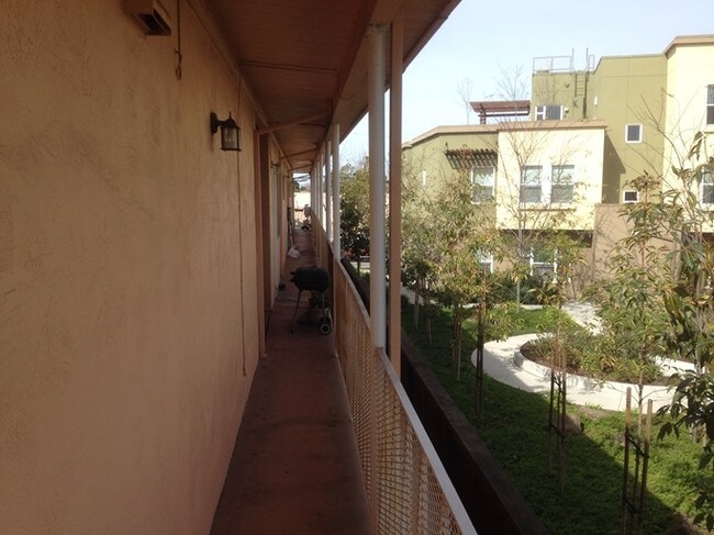 Foto del edificio - 35-39 Estabrook St