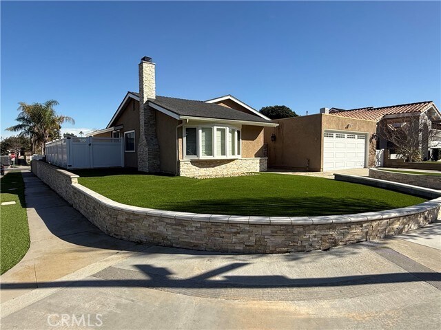 Foto del edificio - 20002 Tomlee Ave