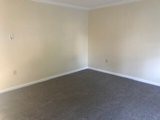Building Photo - 218 Hartzell Dr