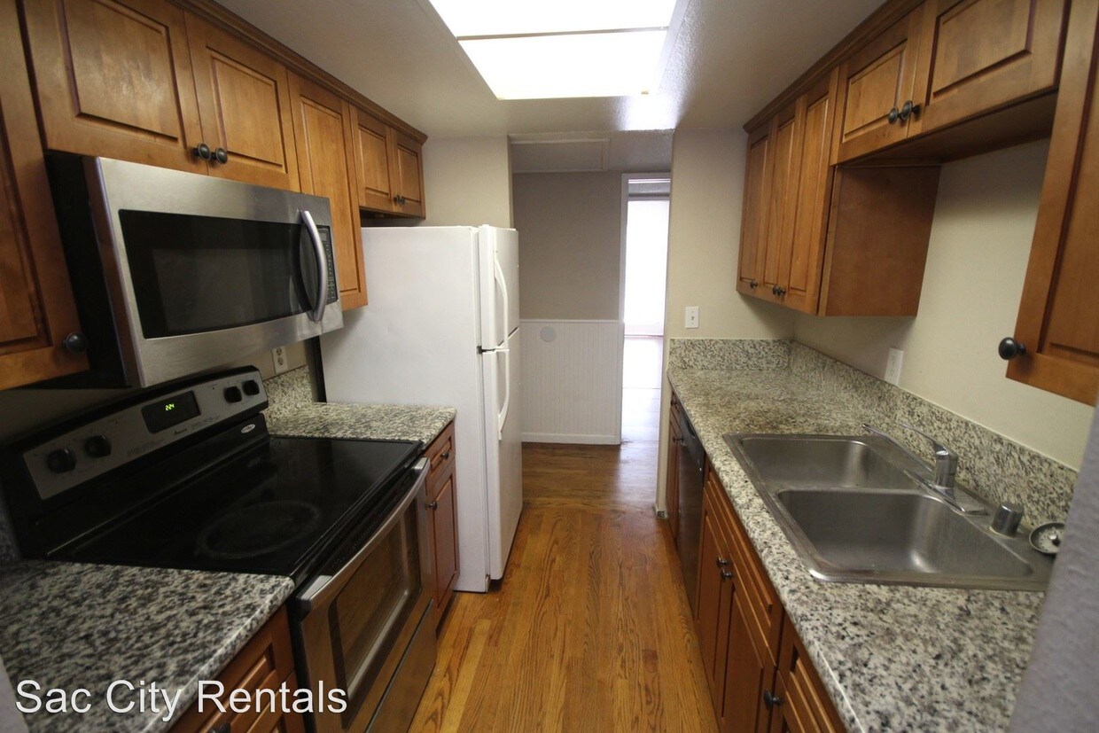 Primary Photo - 2 br, 1 bath House - 2400 Larkspur Lane #265