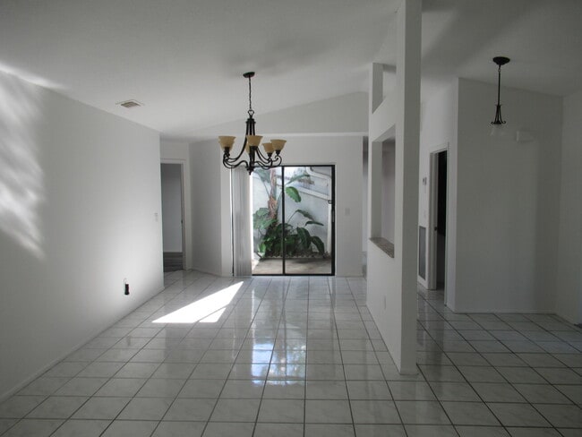 Foto del edificio - 9141 SW 22nd St