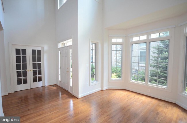 Building Photo - 18377 Eagle Point Square