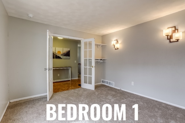 Photo - 3149 Oak Cir N House