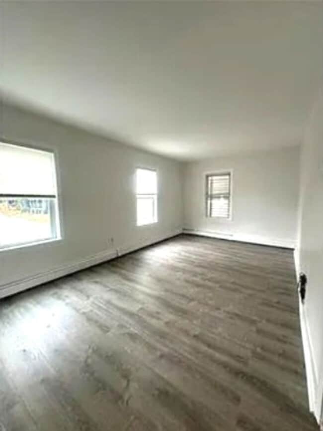 Building Photo - 91 Ives St