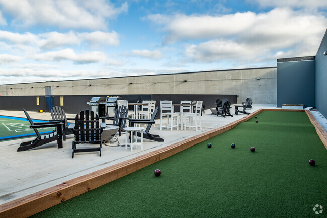 Rooftop Amenities - The Edge at Terravessa