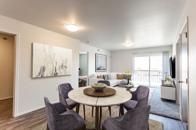 Sawyer virtual staging home - Sawyer Pointe