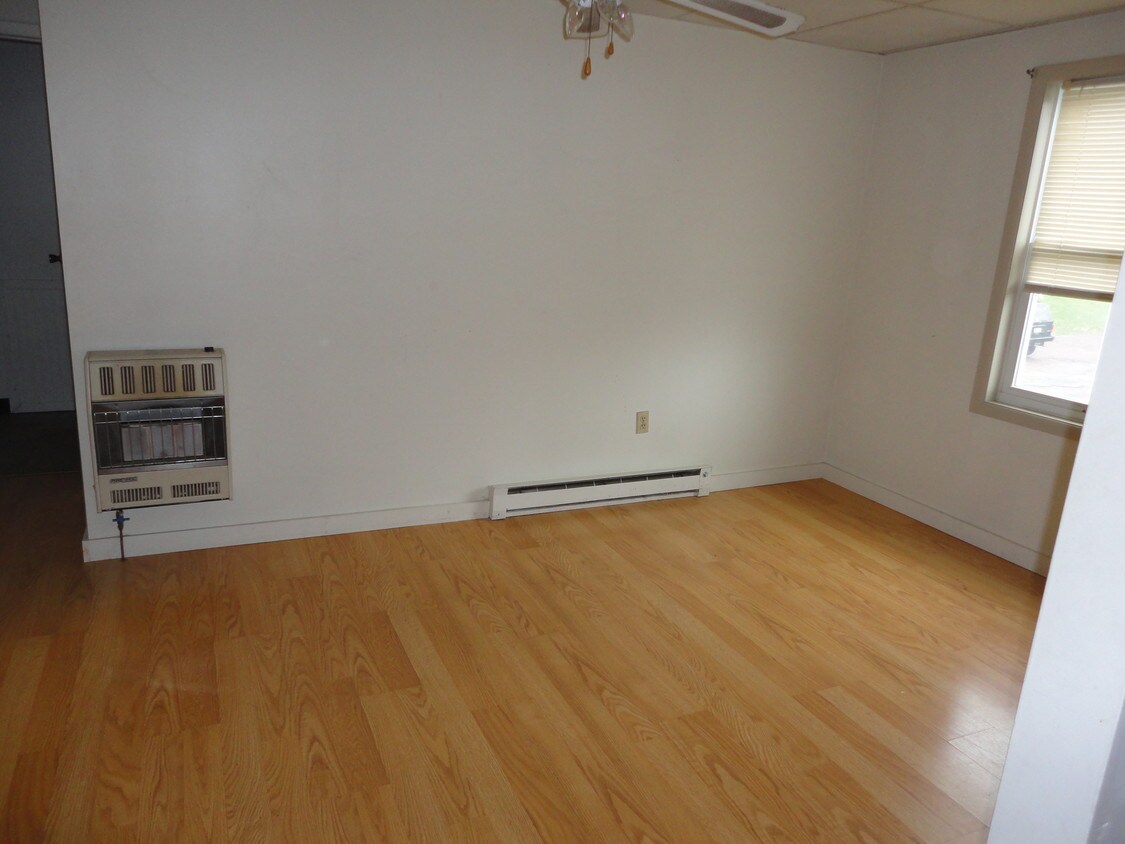 Dining Room - 4 Country Manor Dr