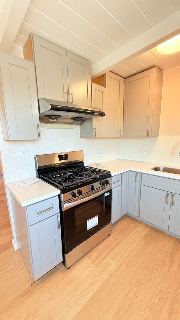 Foto del edificio - 4100-4106 S 41st Street