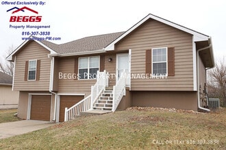 Building Photo - 2116 Glenside Rd