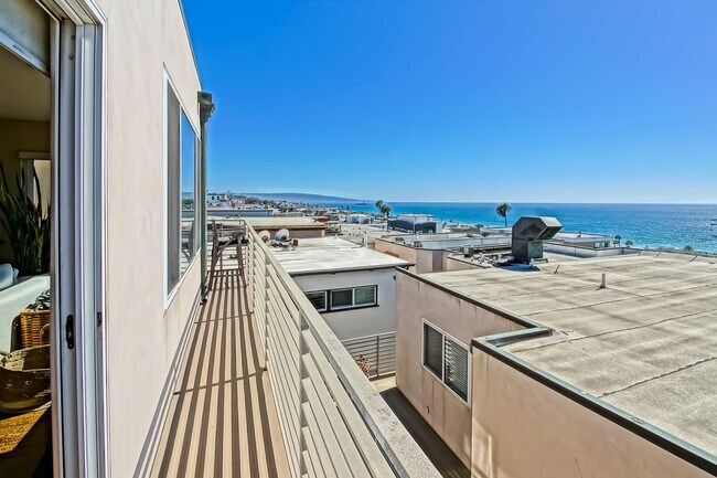 Foto del edificio - 4021 Crest Dr