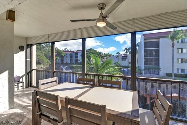 Foto del edificio - 4410 Taffrail Ln