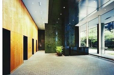 Foto del edificio - 420 E 54th St