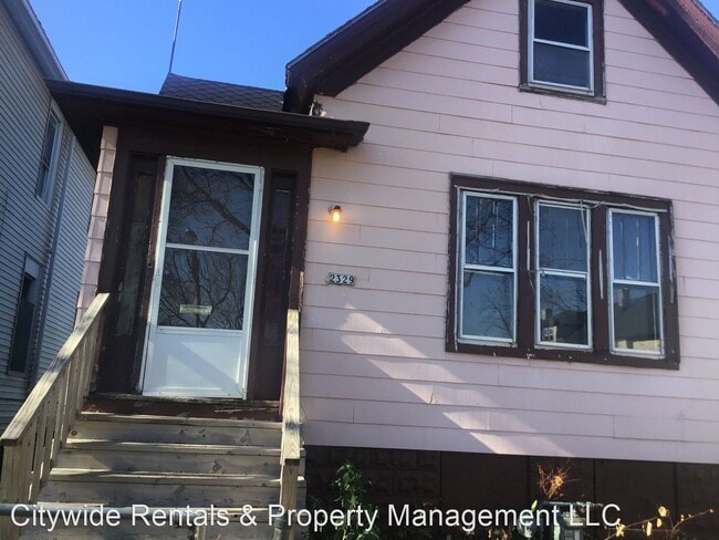 Building Photo - 3 br, 1.5 bath House - 2329 N 15th St.
