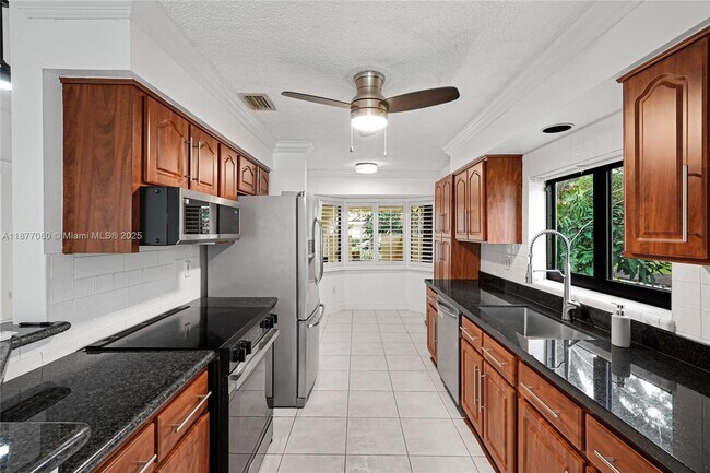 Building Photo - 344 NW 94th Terrace