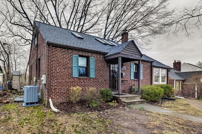Foto del edificio - 6711 Conway Ave