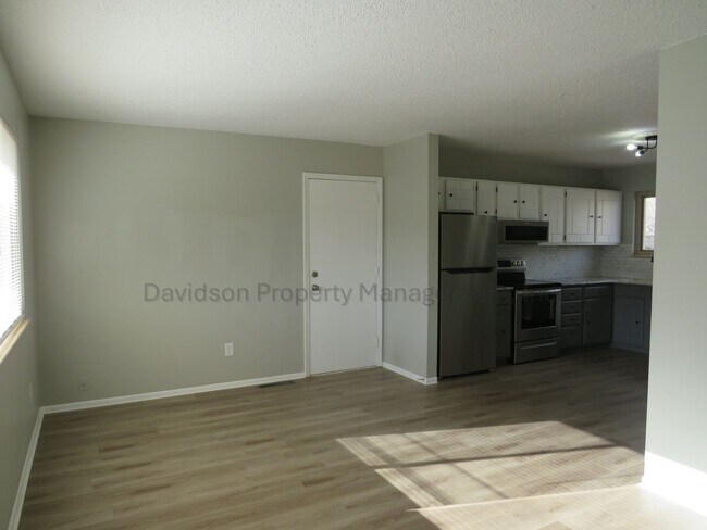 Building Photo - Updated 3-Bedroom Home on the West Side