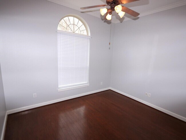 Foto del edificio - 28238 Daystrom Ln