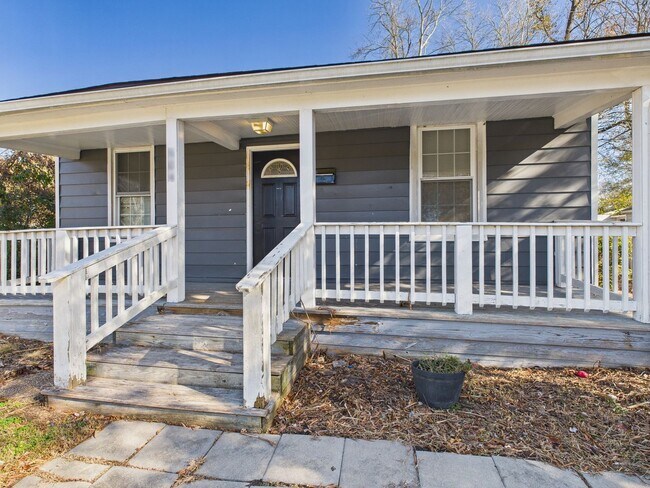 Building Photo - 604 W Vine St