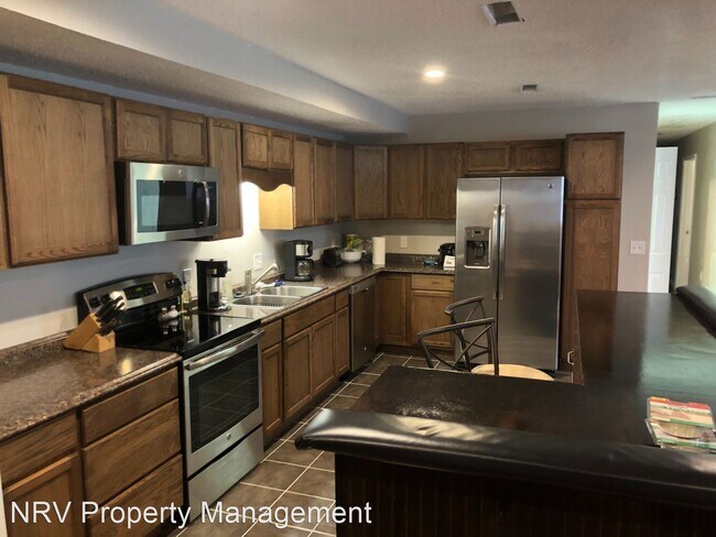 Building Photo - 2 br, 2 bath House - 7168 Harry Brown Road